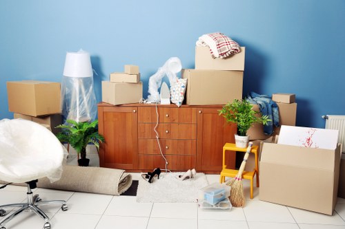 Flat and apartment removals in Boundsgreen with careful stair access