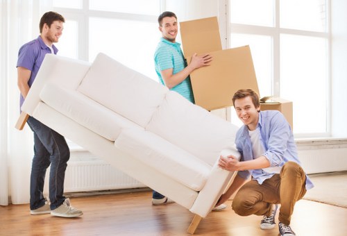 Local man and van support for a flat move in Bounds Green