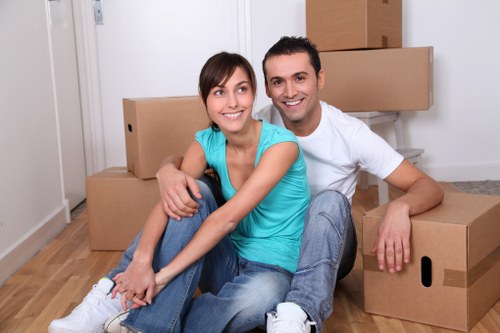 Commercial packing and unpacking support in Boundsgreen